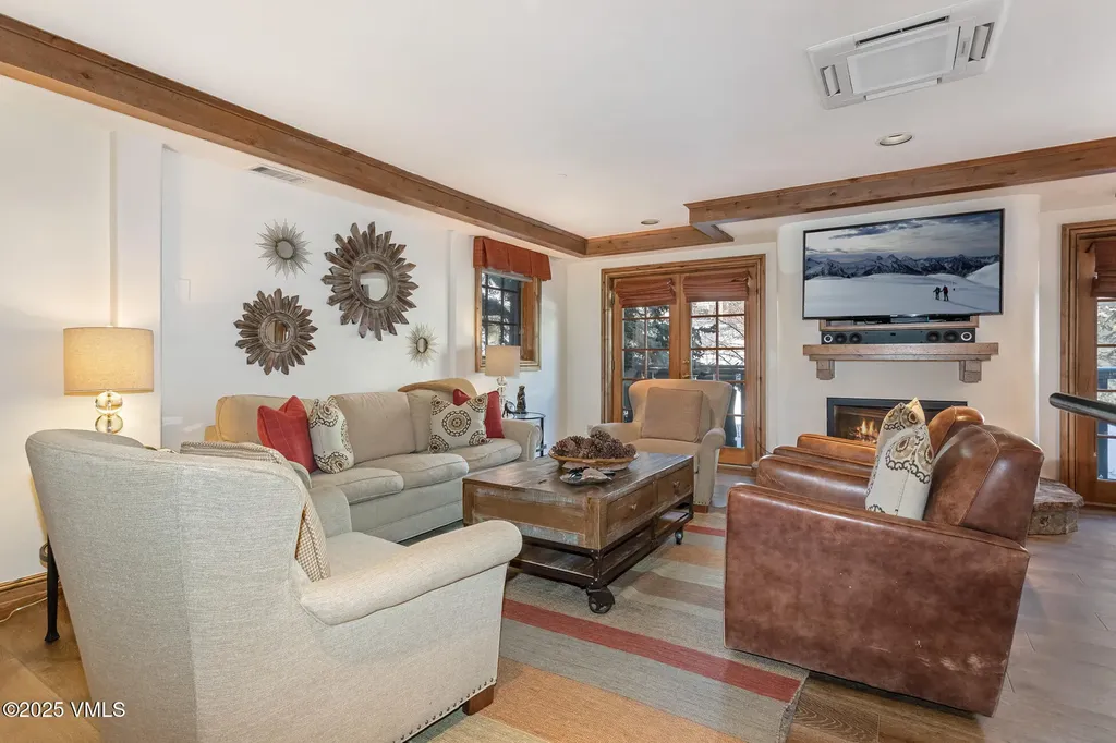 352 E Meadow Drive Vail CO 81657