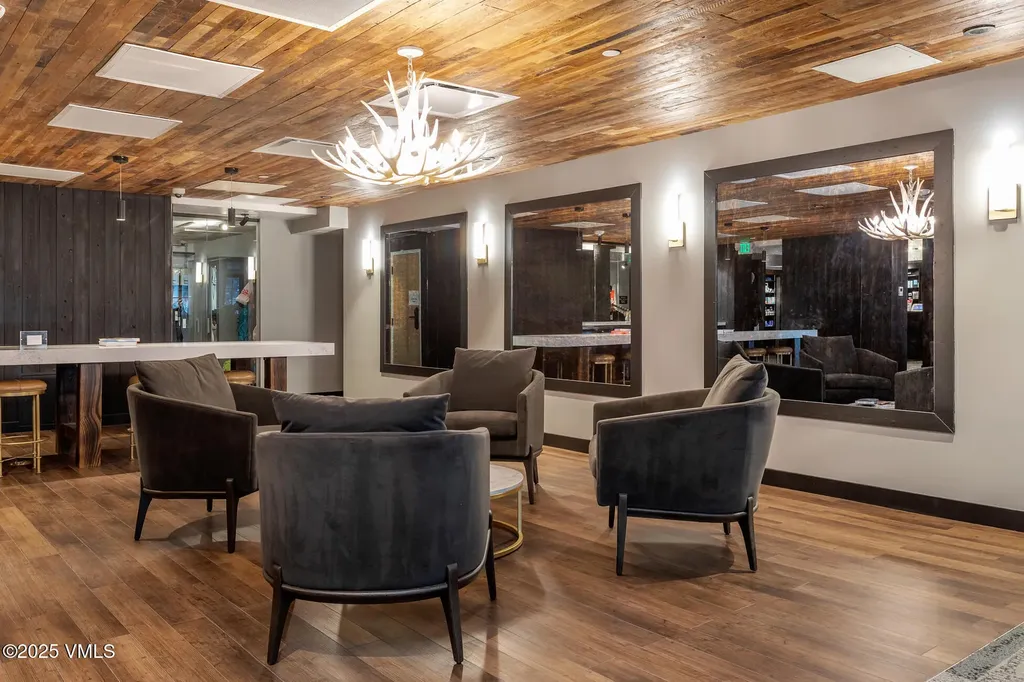 352 E Meadow Drive Vail CO 81657