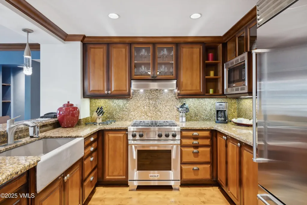 100 E Thomas Place Beaver Creek CO 81620