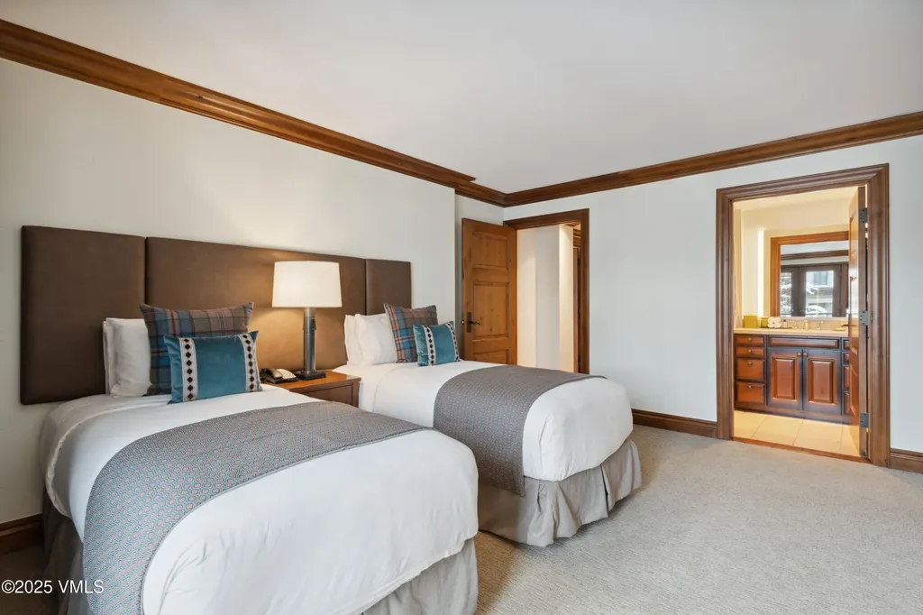 100 E Thomas Place Beaver Creek CO 81620