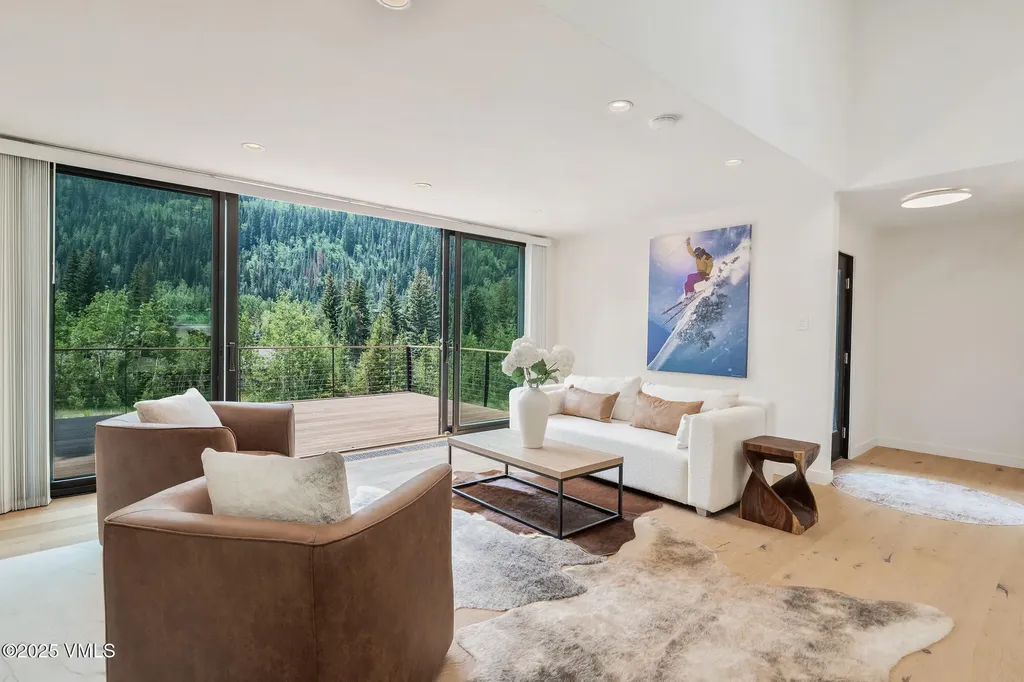 4545 Bighorn Road Vail CO 81657