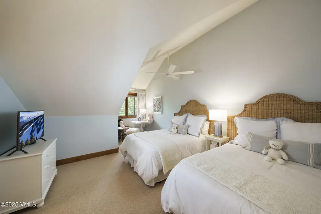 1087 Bachelor Ridge Beaver Creek CO 81620