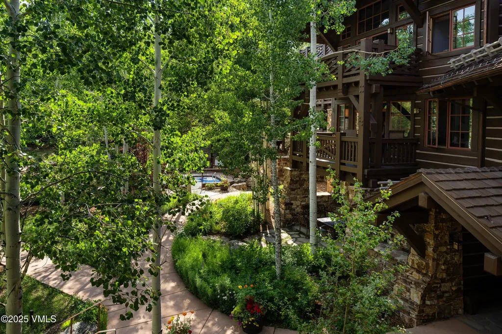 1087 Bachelor Ridge Beaver Creek CO 81620