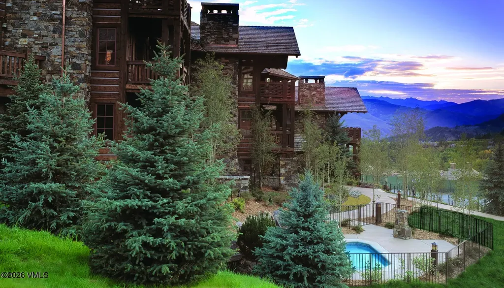 1087 Bachelor Ridge Beaver Creek CO 81620