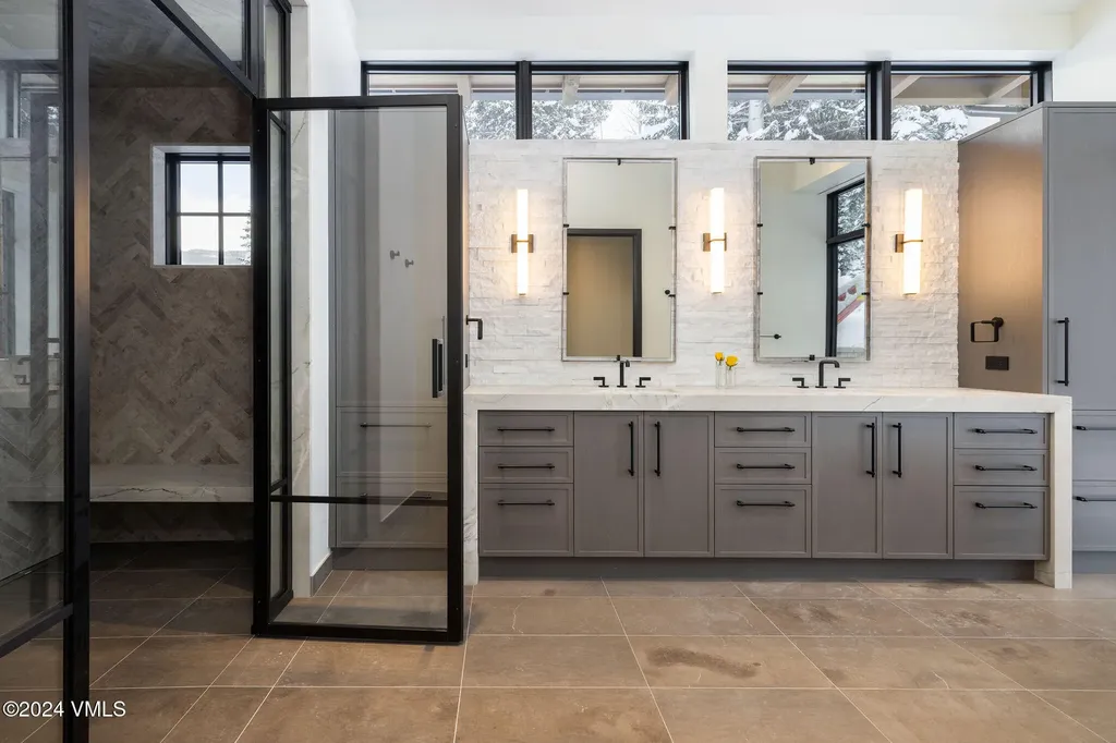 366 Forest Road Vail CO 81657