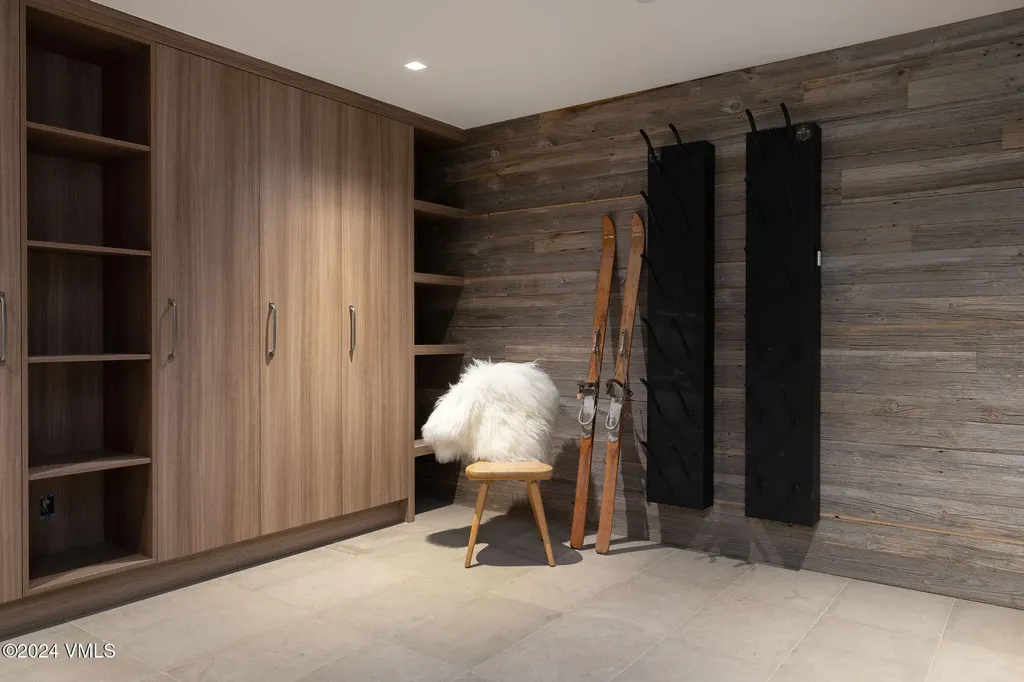 366 Forest Road Vail CO 81657