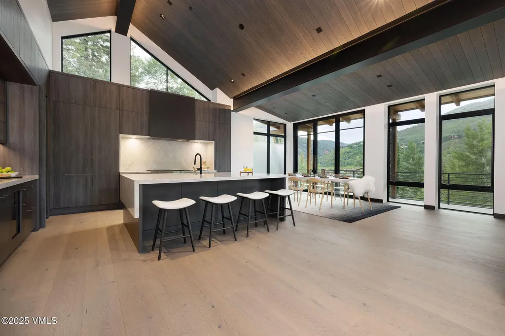 366 Forest Road Vail CO 81657