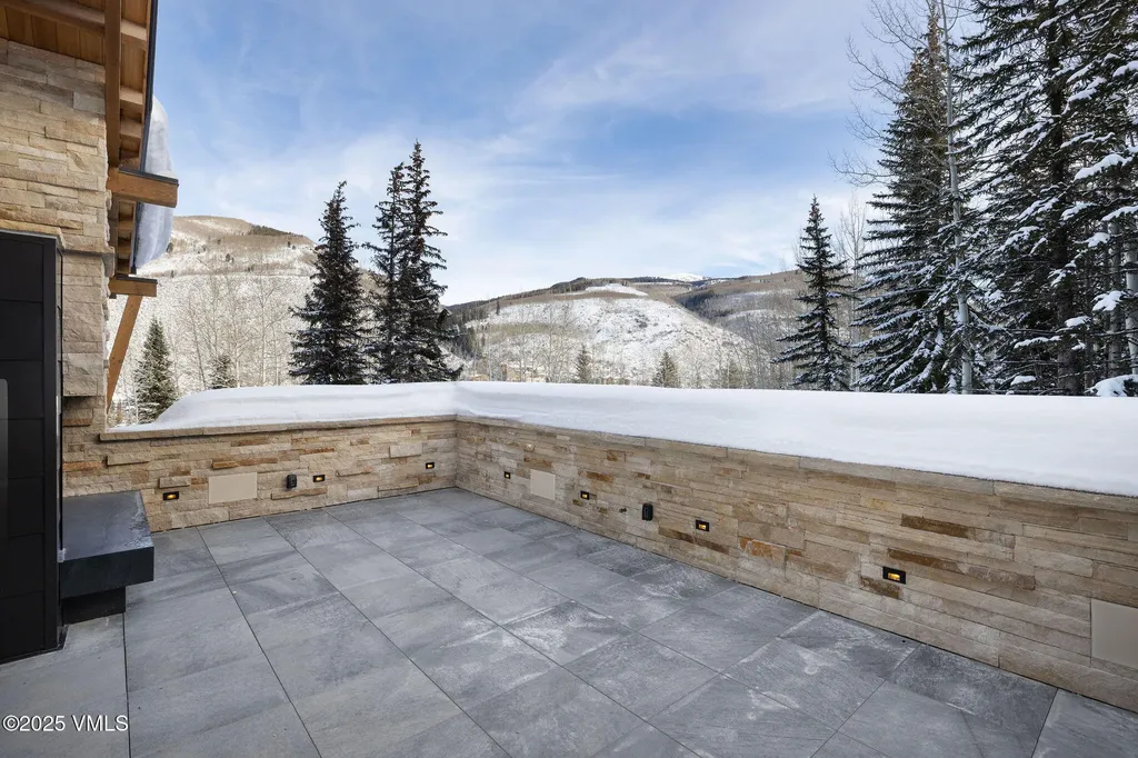 366 Forest Road Vail CO 81657