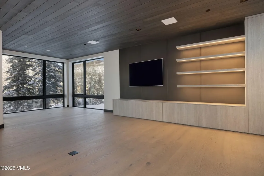 366 Forest Road Vail CO 81657