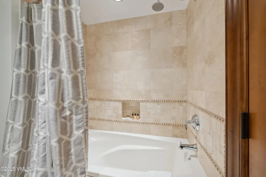 100 E Thomas Place Beaver Creek CO 81620