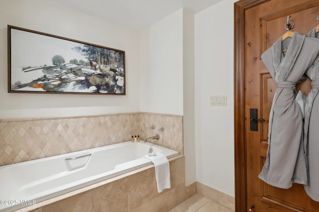 100 E Thomas Place Beaver Creek CO 81620