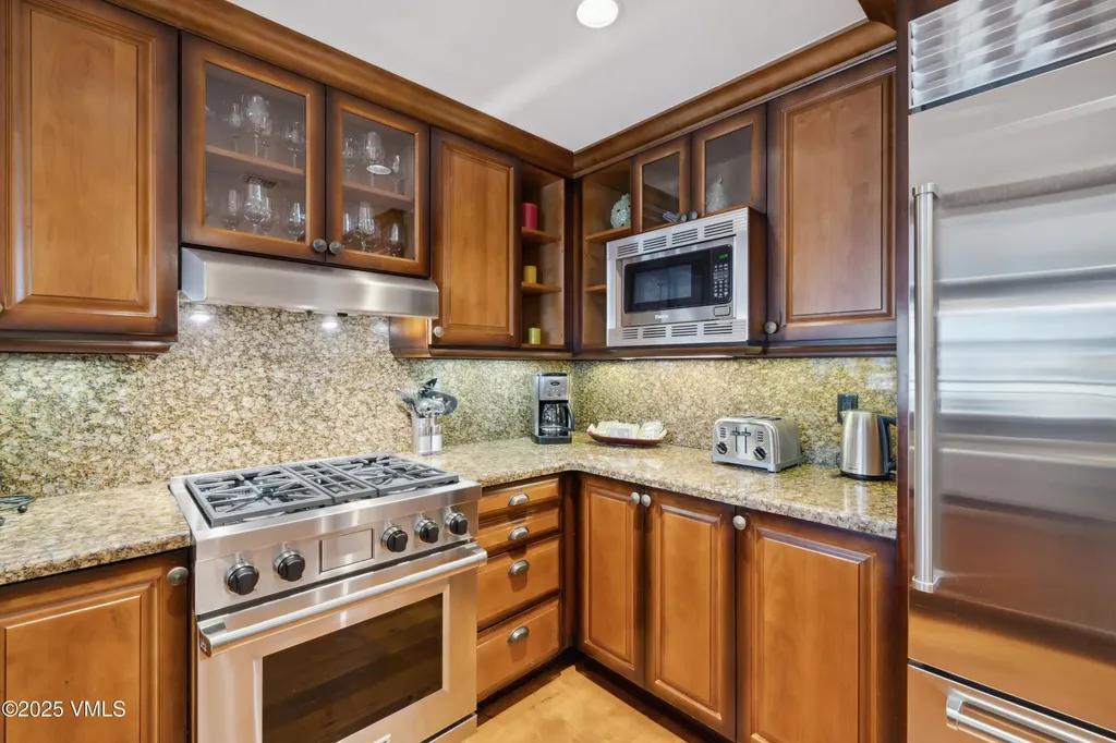 100 E Thomas Place Beaver Creek CO 81620