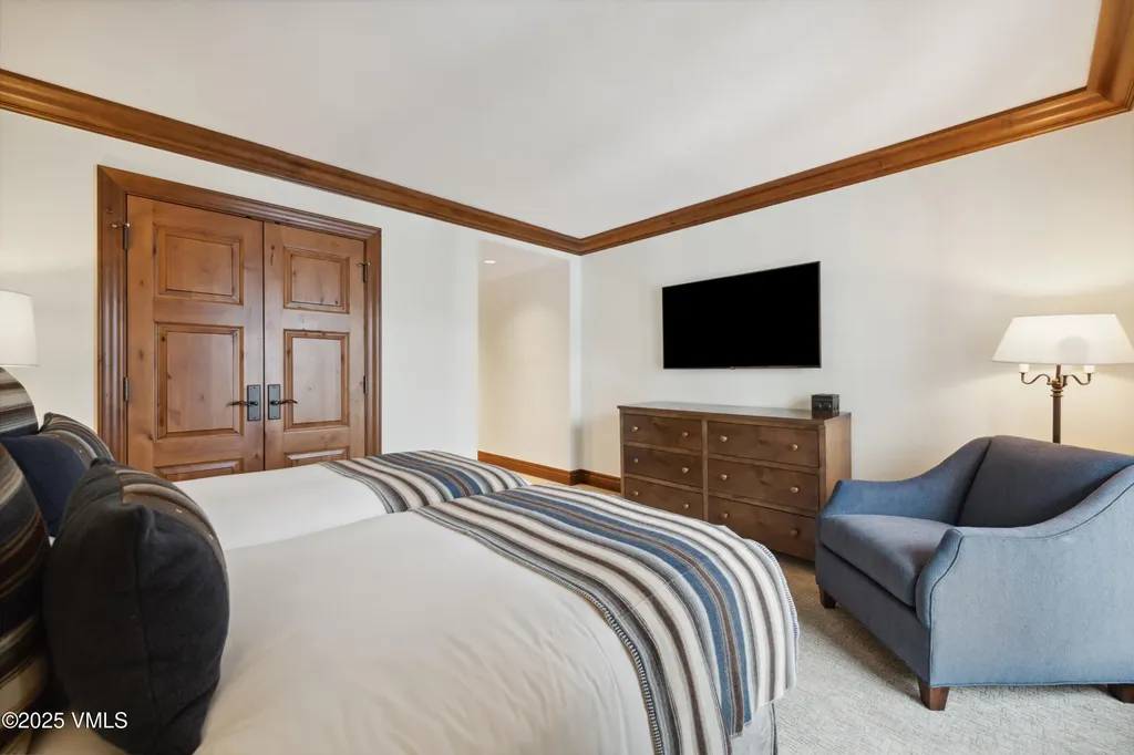 100 E Thomas Place Beaver Creek CO 81620