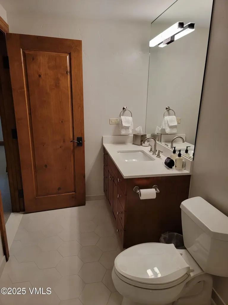 352 E Meadow Drive Vail CO 81657