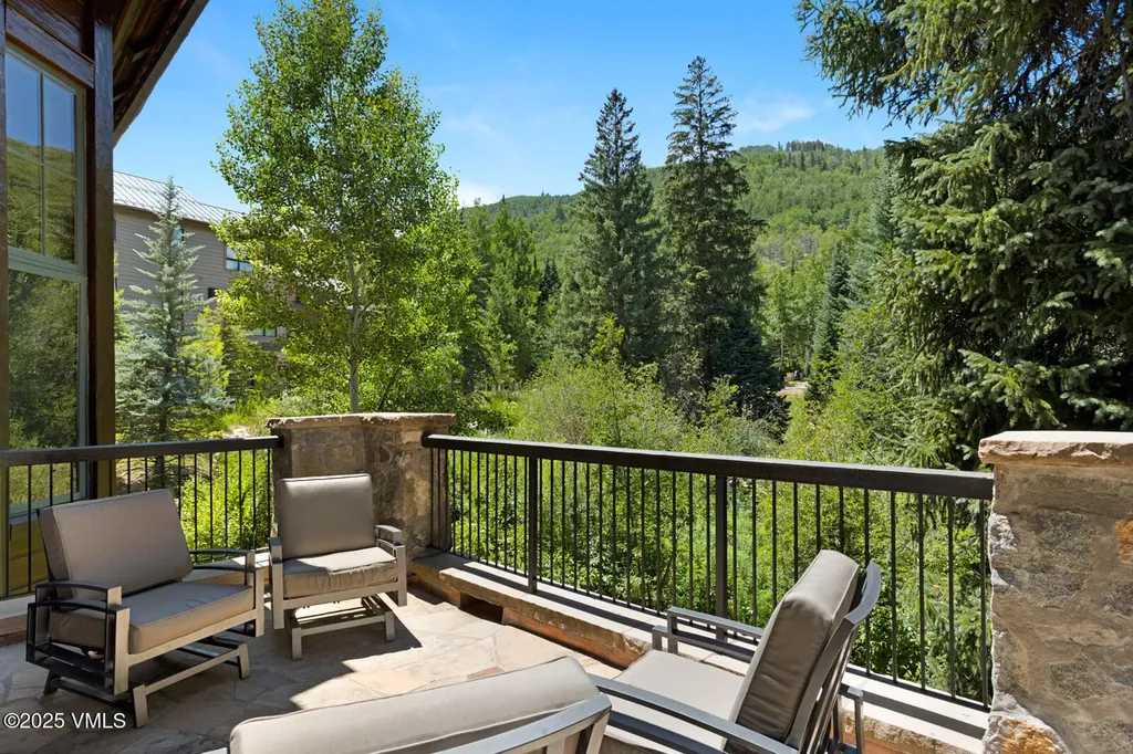 153 Village Walk Beaver Creek CO 81620
