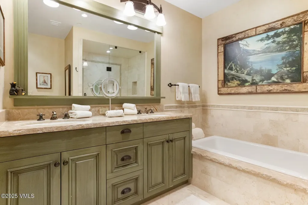 153 Village Walk Beaver Creek CO 81620