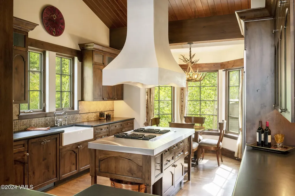 151 Vail Road Vail CO 81657