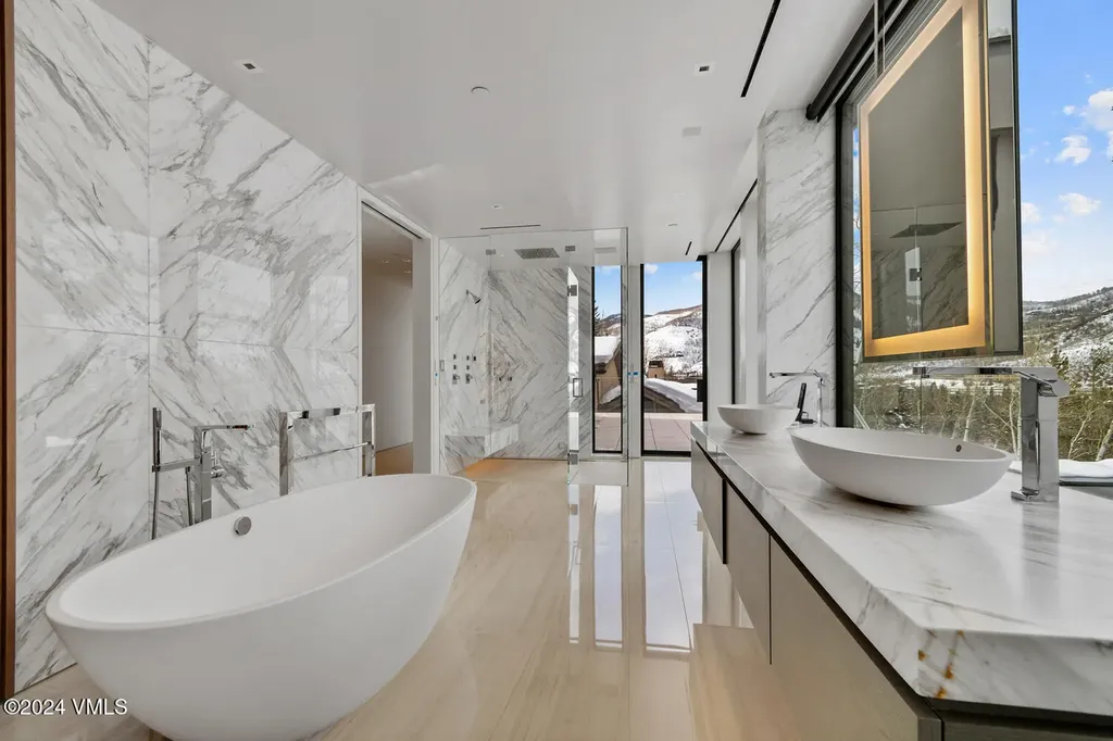 165 Forest Road Vail CO 81657