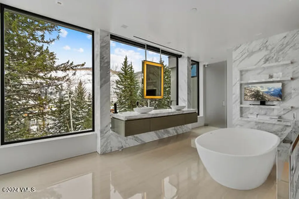 165 Forest Road Vail CO 81657