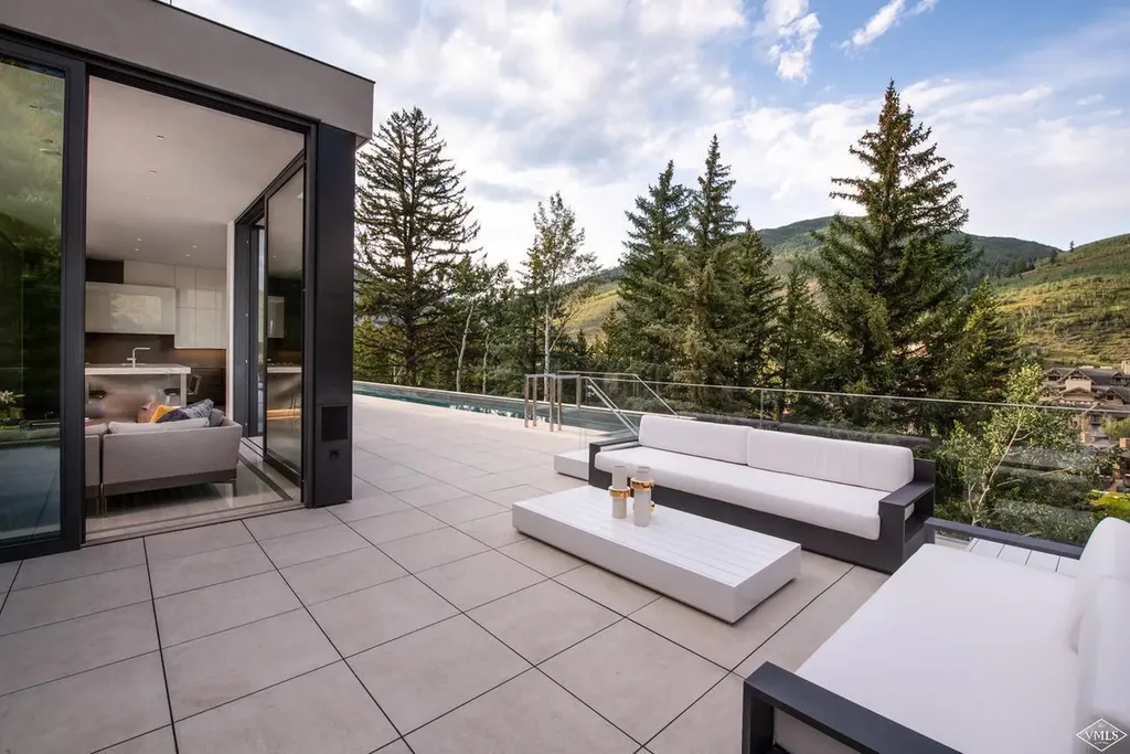 165 Forest Road Vail CO 81657