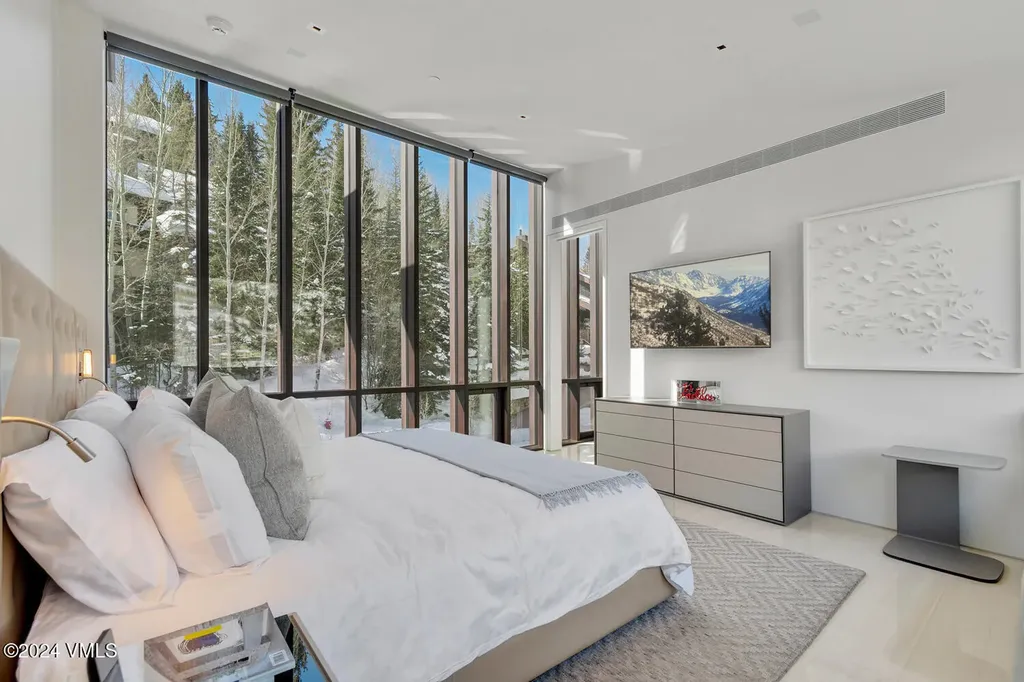165 Forest Road Vail CO 81657
