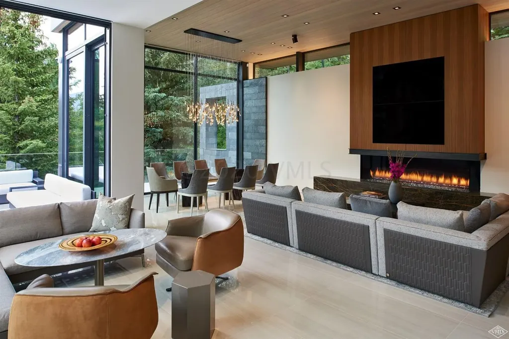 165 Forest Road Vail CO 81657