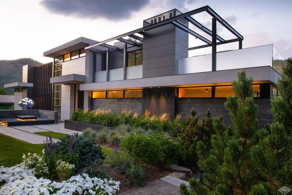 165 Forest Road Vail CO 81657