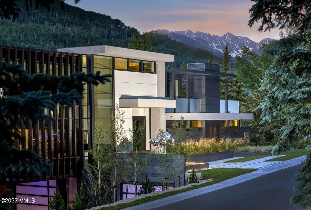 165 Forest Road Vail CO 81657