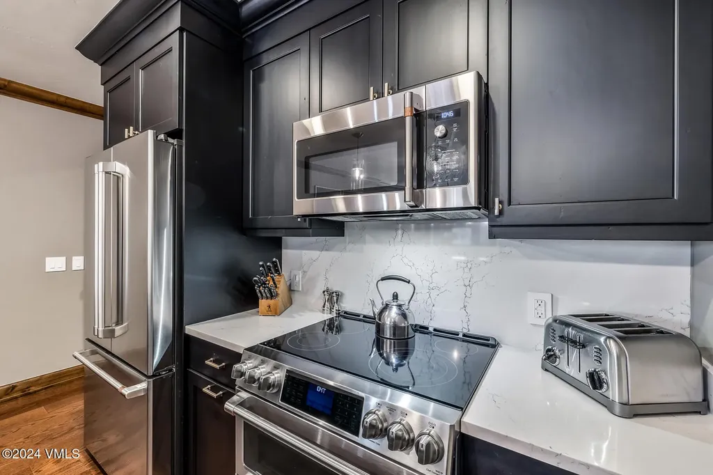 16 Vail Road Vail CO 81657