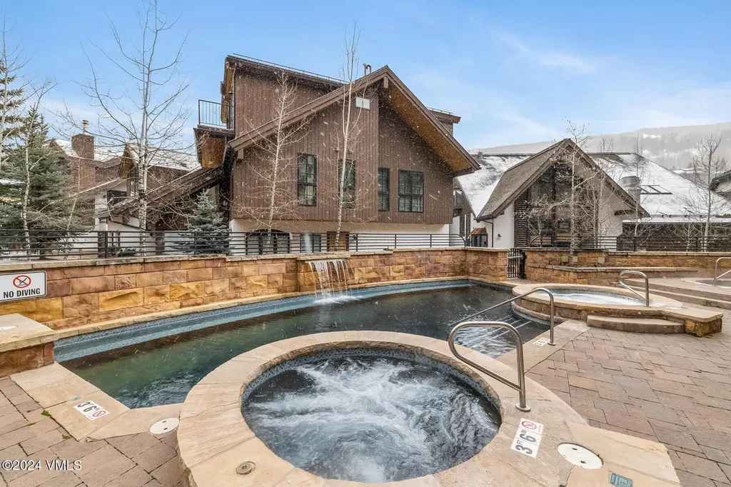 16 Vail Road Vail CO 81657