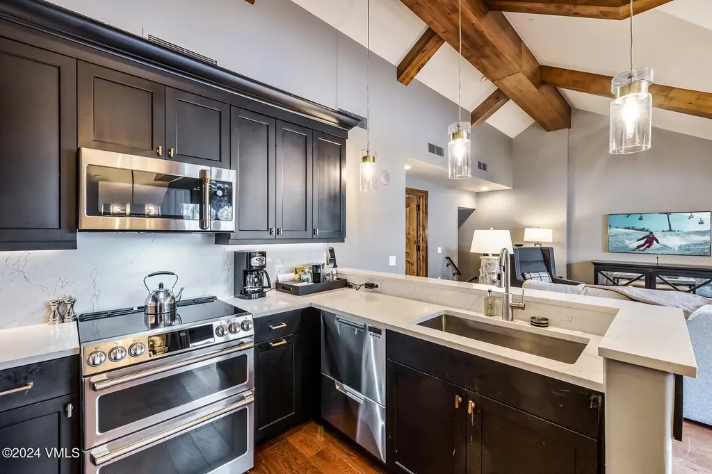 16 Vail Road Vail CO 81657
