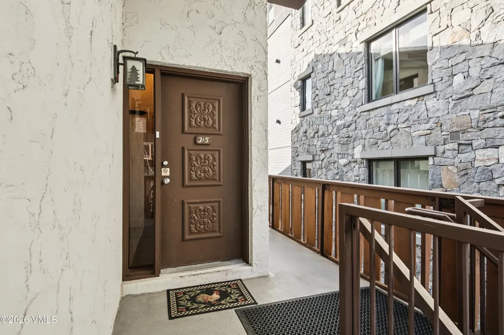 707 W Lionshead Circle Vail CO 81657