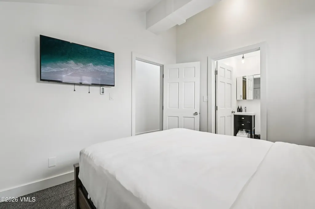 707 W Lionshead Circle Vail CO 81657