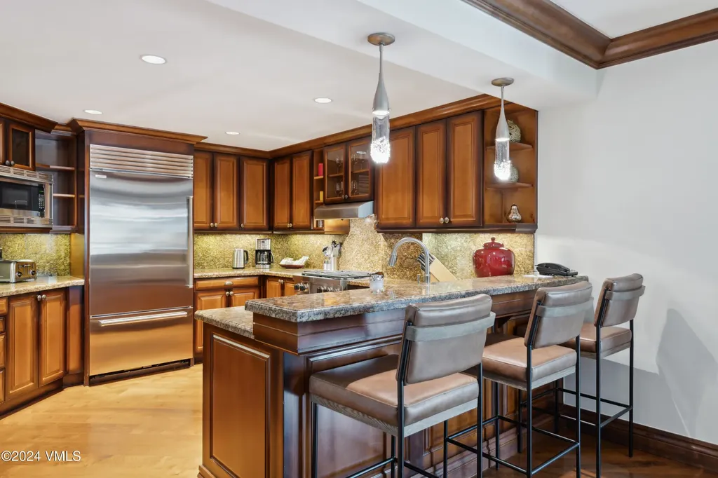 100 E Thomas Place Beaver Creek CO 81620