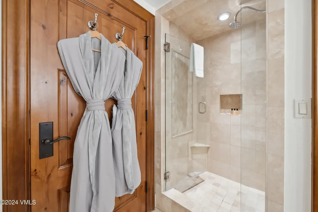100 E Thomas Place Beaver Creek CO 81620