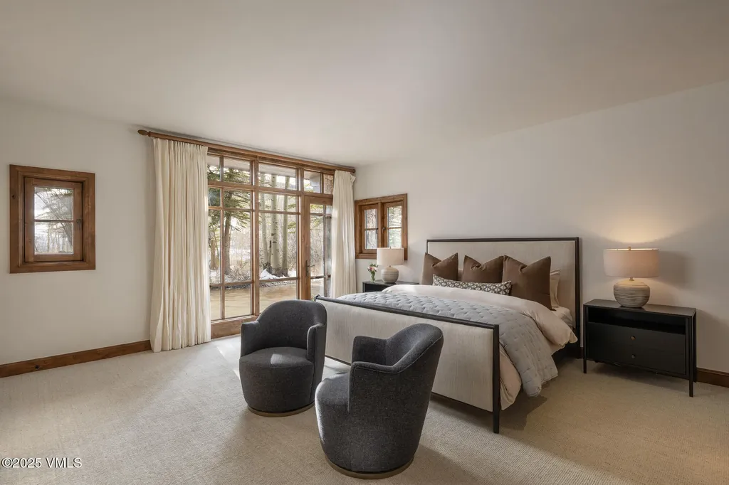 1094 Riva Glen Vail CO 81657