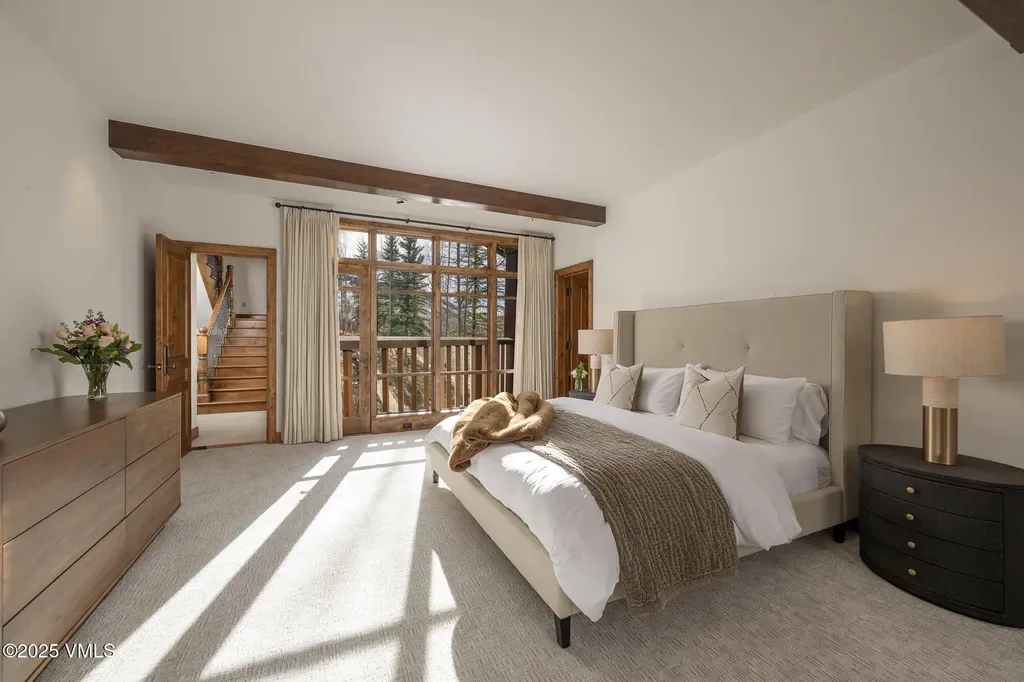 1094 Riva Glen Vail CO 81657