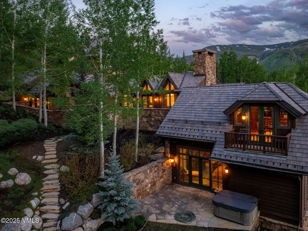 1094 Riva Glen Vail CO 81657
