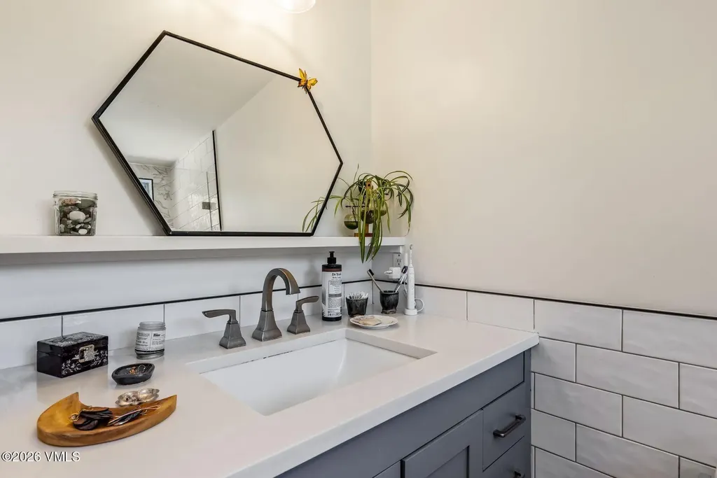 5024 Main Gore Drive Vail CO 81657