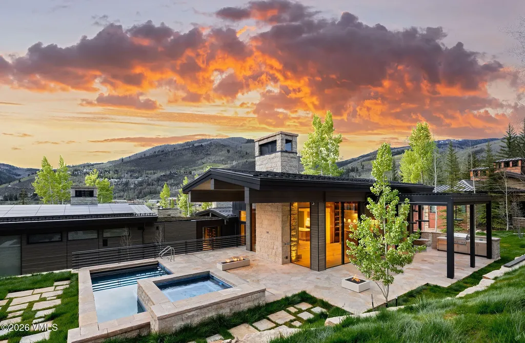 466 Forest Road Vail CO 81657