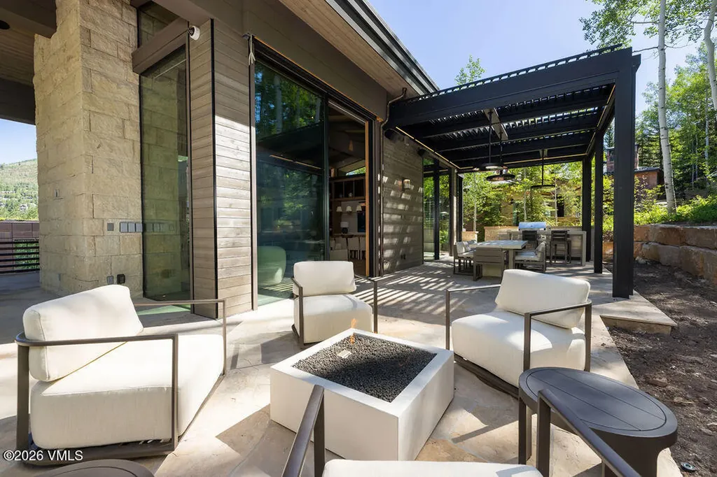 466 Forest Road Vail CO 81657
