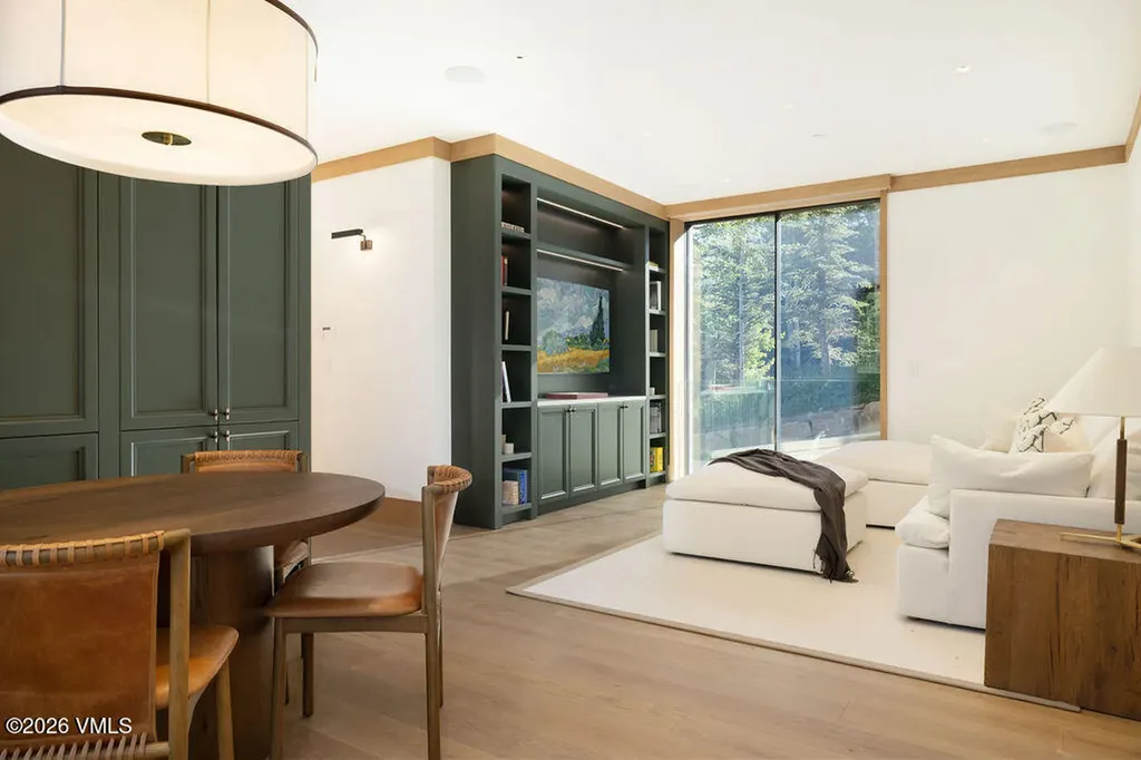 466 Forest Road Vail CO 81657