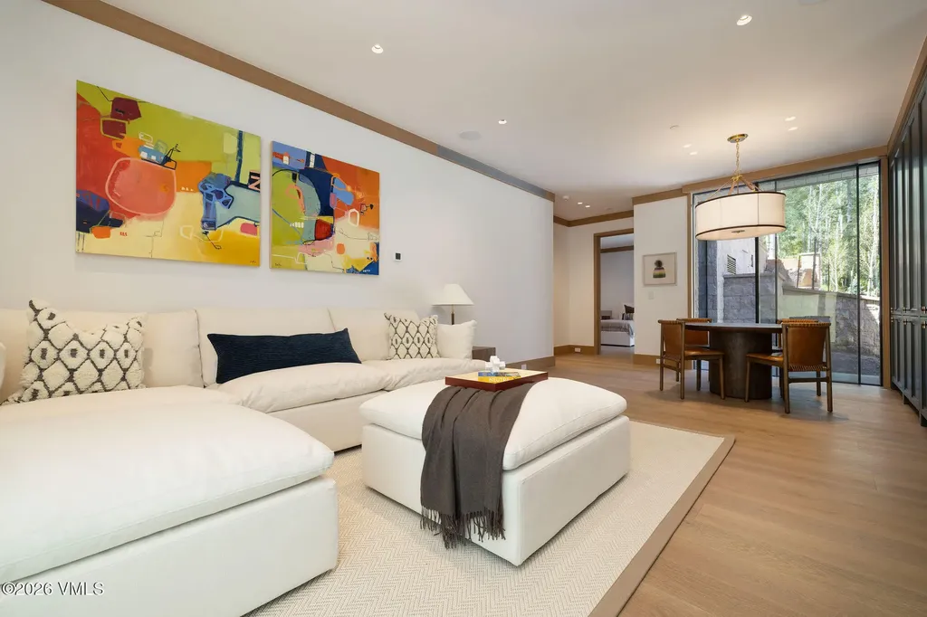 466 Forest Road Vail CO 81657