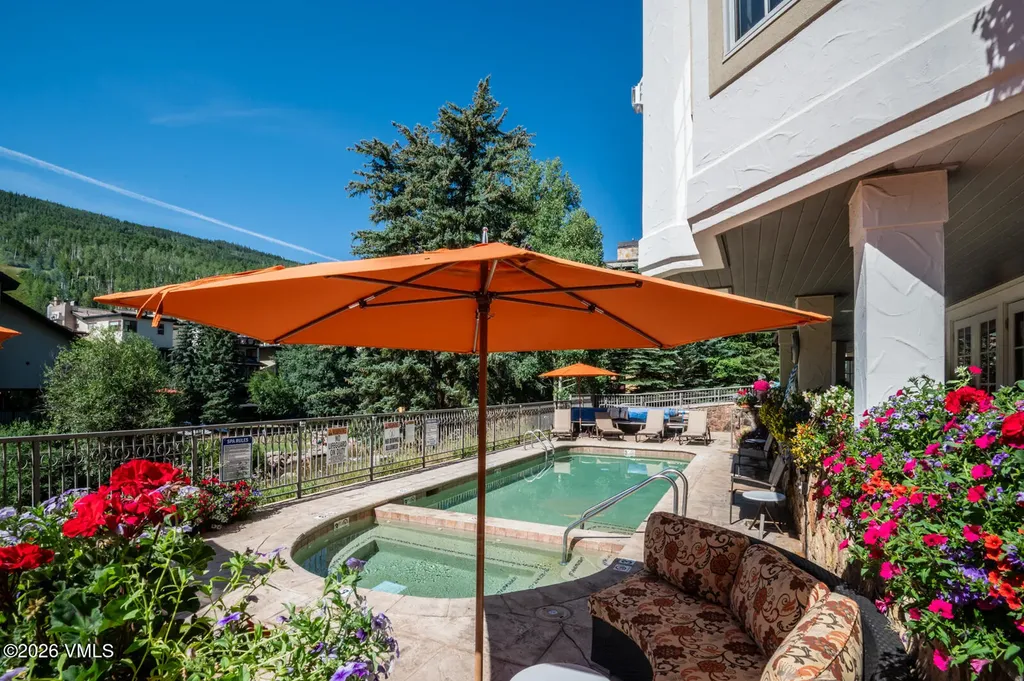 242 E Meadow Drive Vail CO 81657