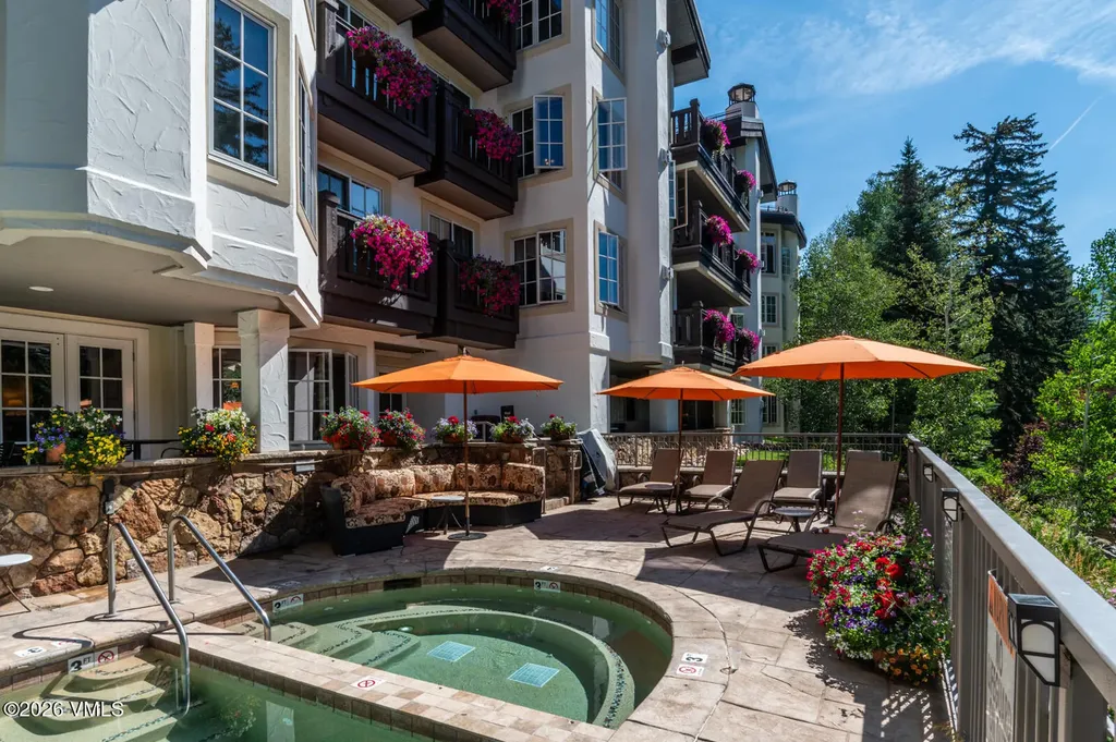 242 E Meadow Drive Vail CO 81657