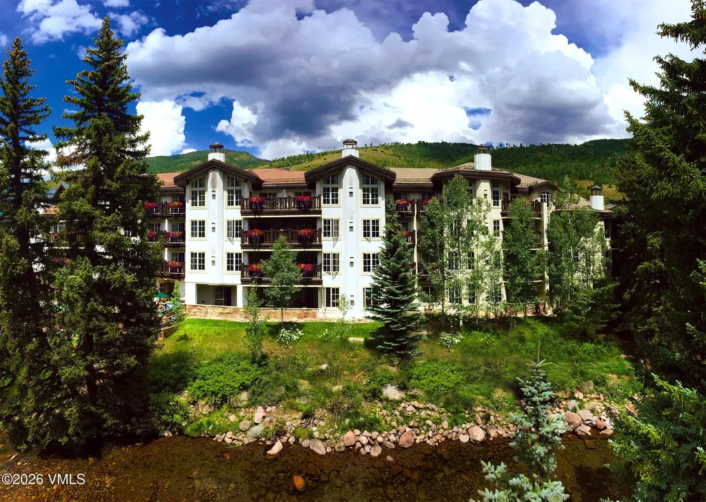 242 E Meadow Drive Vail CO 81657