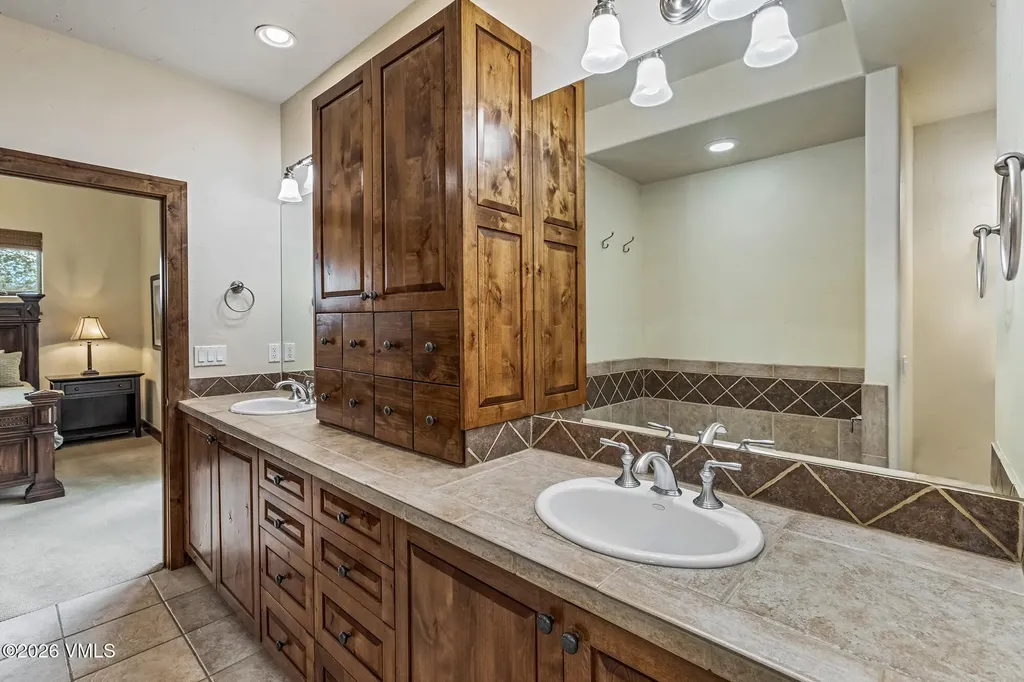 3038 W Wildridge Road Avon CO 81620