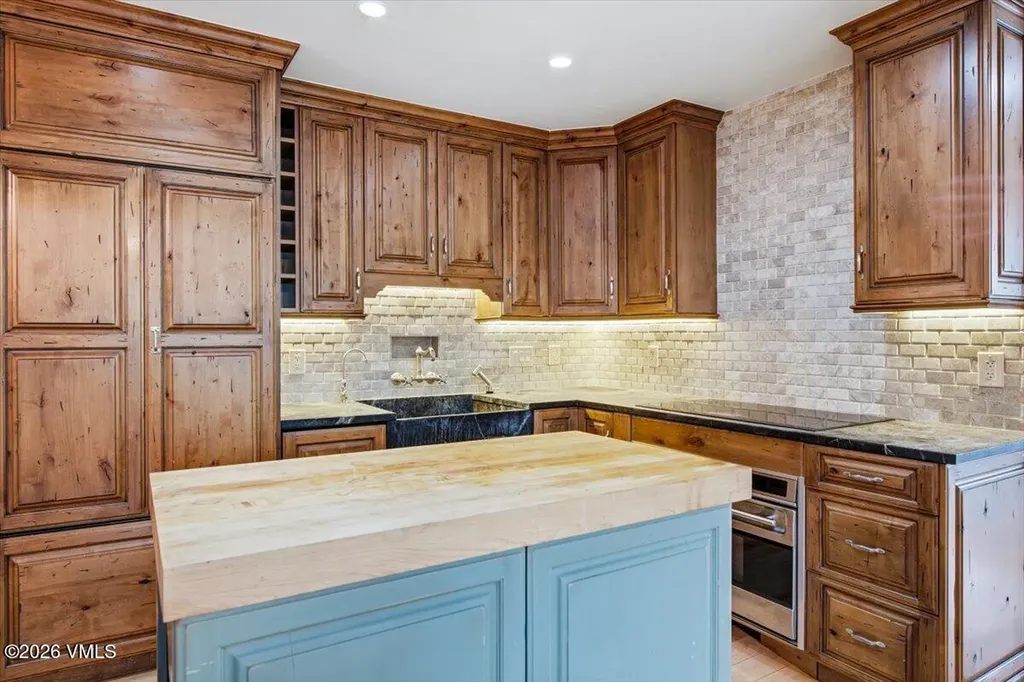 1061 W Beaver Creek Boulevard Avon CO 81620