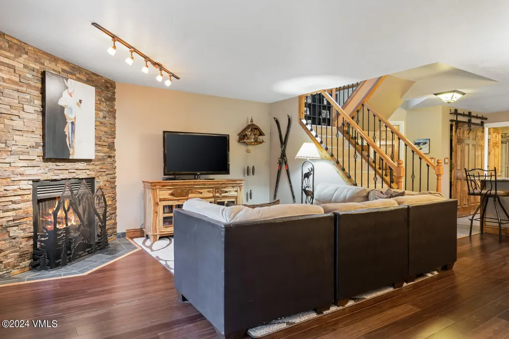 4192 Spruce Way Vail CO 81657
