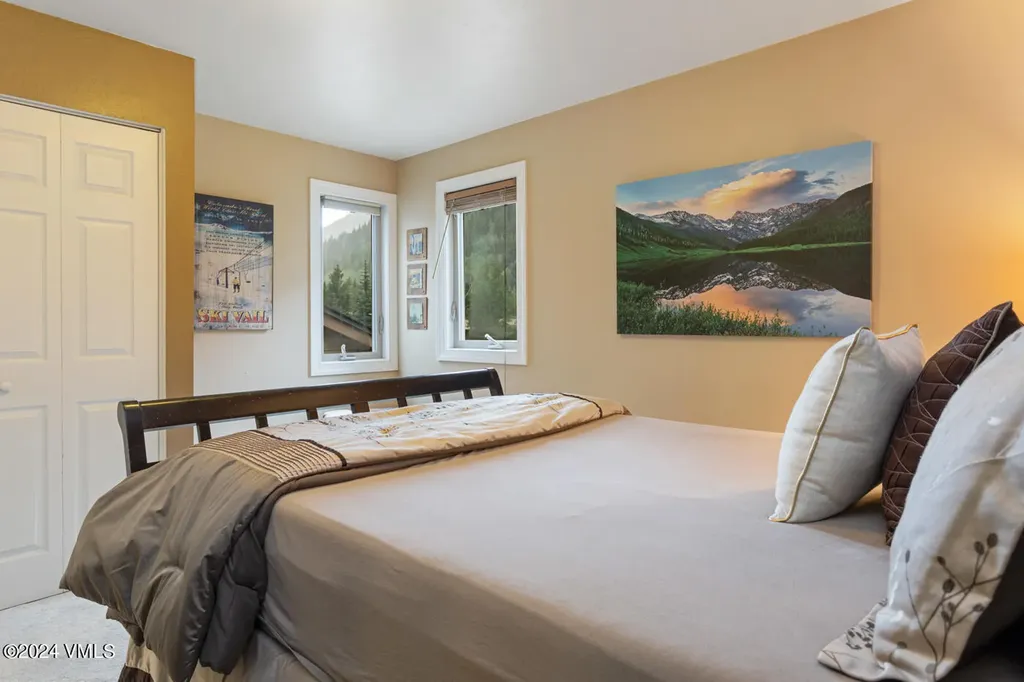 4192 Spruce Way Vail CO 81657